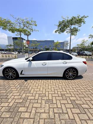 BMW 320i 2.0 16V TURBO FLEX SPORT GP AUTOMÁTICO BMW 320i 2.0 16V TURBO FLEX SPORT GP AUTOMÁTICO